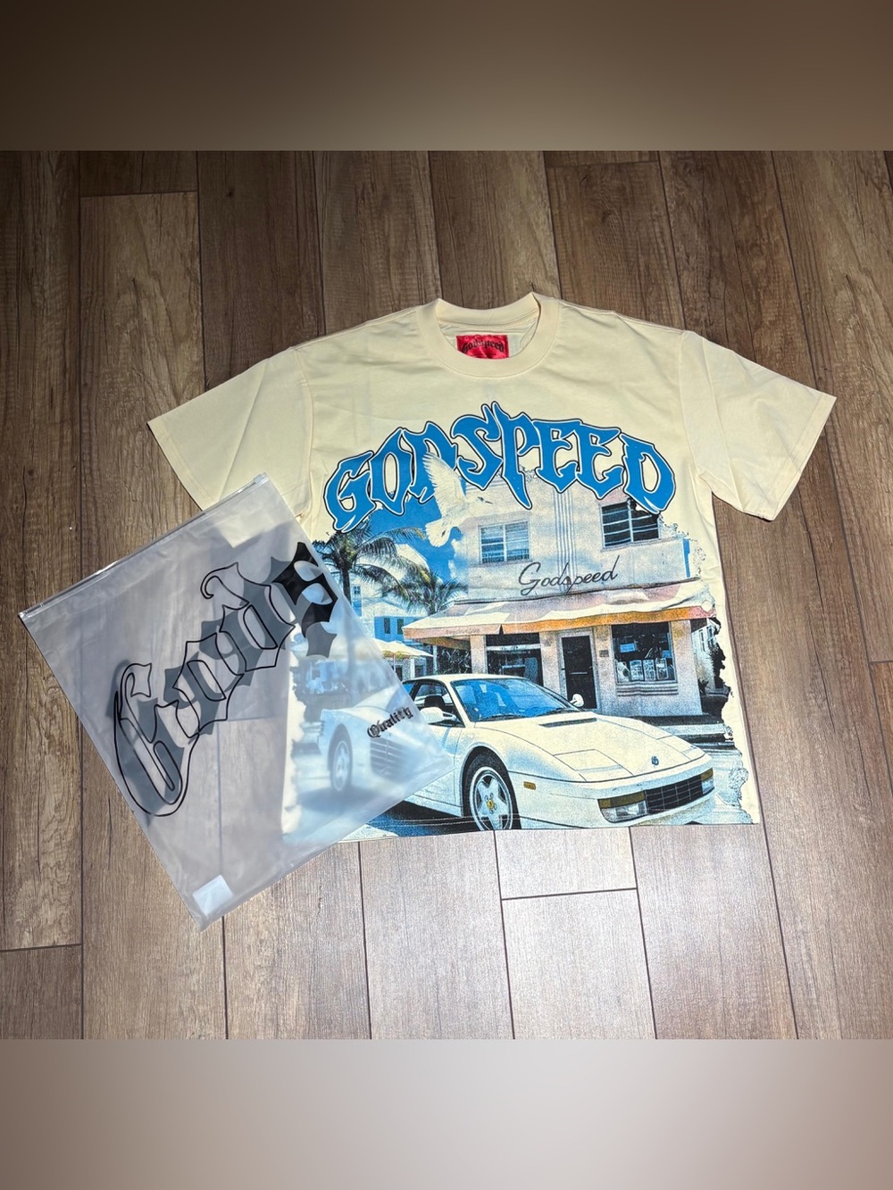 Godspeed Men’s Cream Tee Shirt Car Logo “Manifested in MMXIII” Mens Small